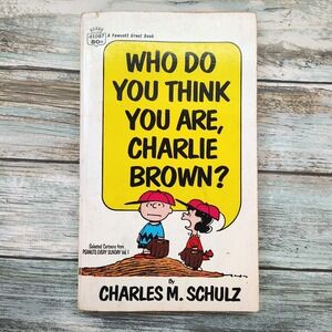 Who Do You Think‎ You Are Charlie Brown? Charles M. Schultz Vtg 1969 PB Cartoon